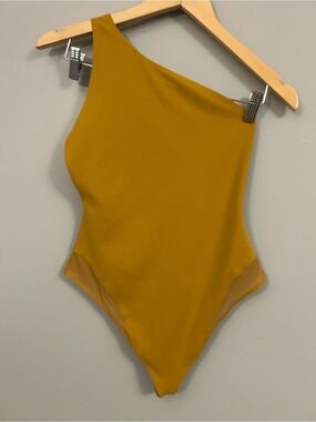 Athleta One-Shoulder Bodysuit in Mustard Small Double Back Strap